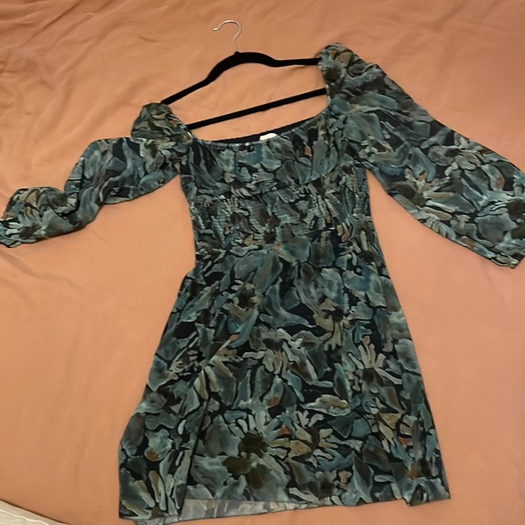 Aritzia mini dress - Picture 1 of 3